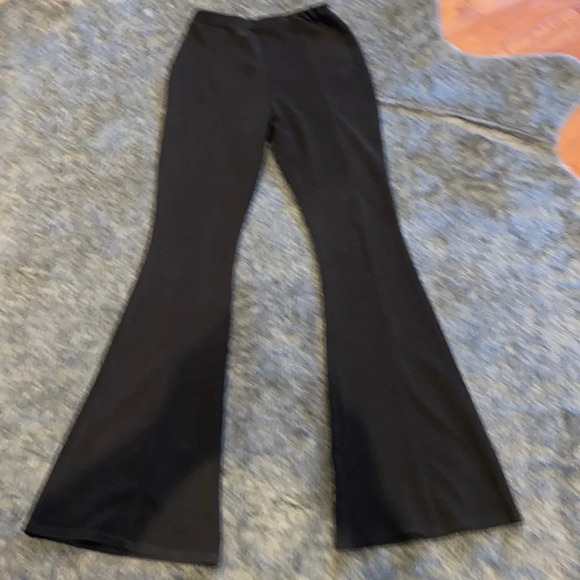 Pretty little thing black  wide legs pants Sz 8 - Picture 3 of 11